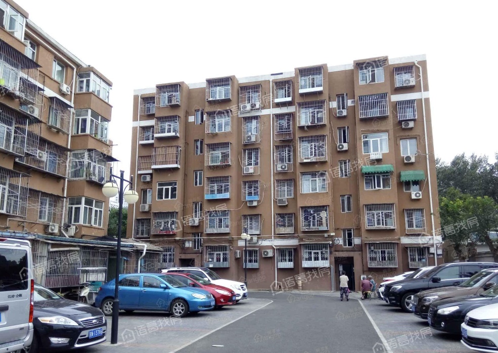 新仓路