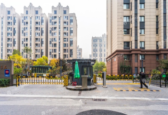 长阳半岛怡和南路10号院