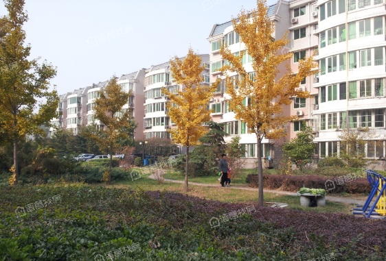 柳岸景园