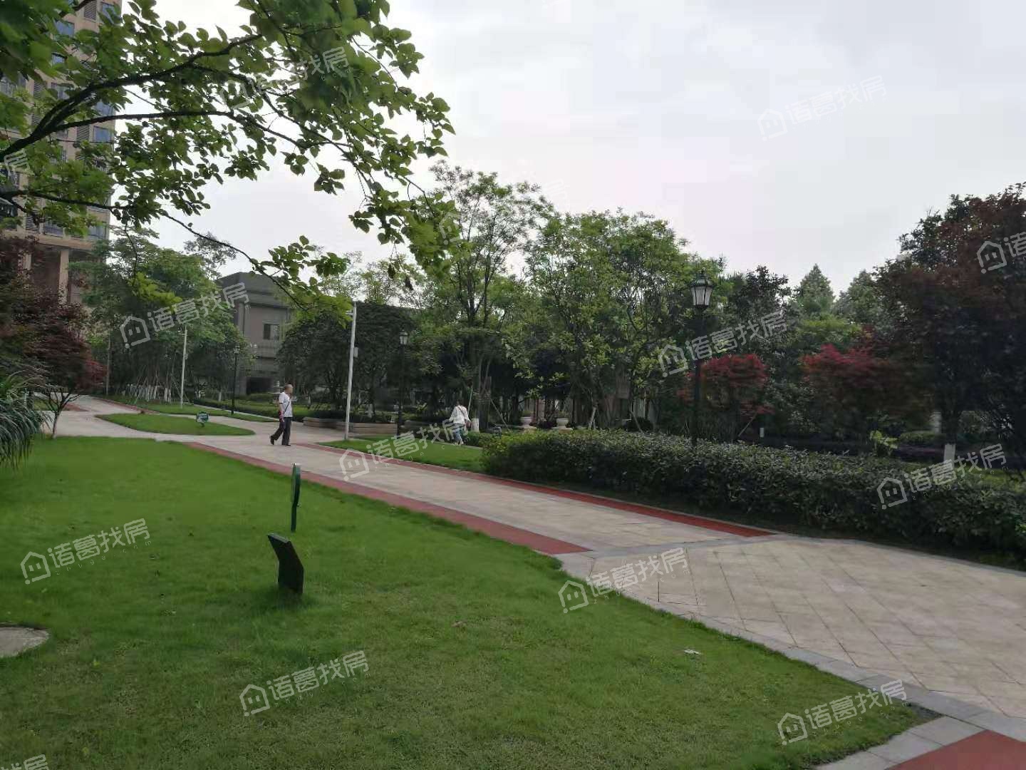华仁万有广场
