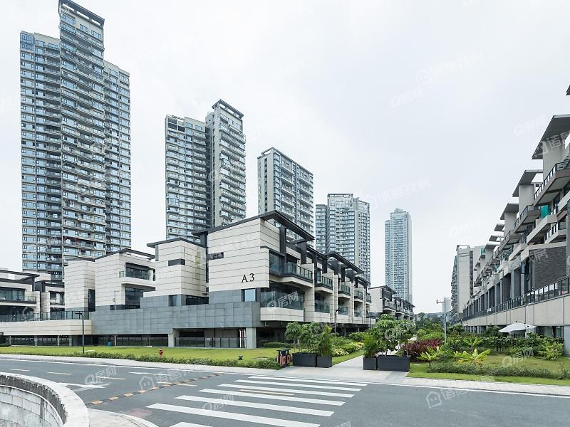 港铁天颂