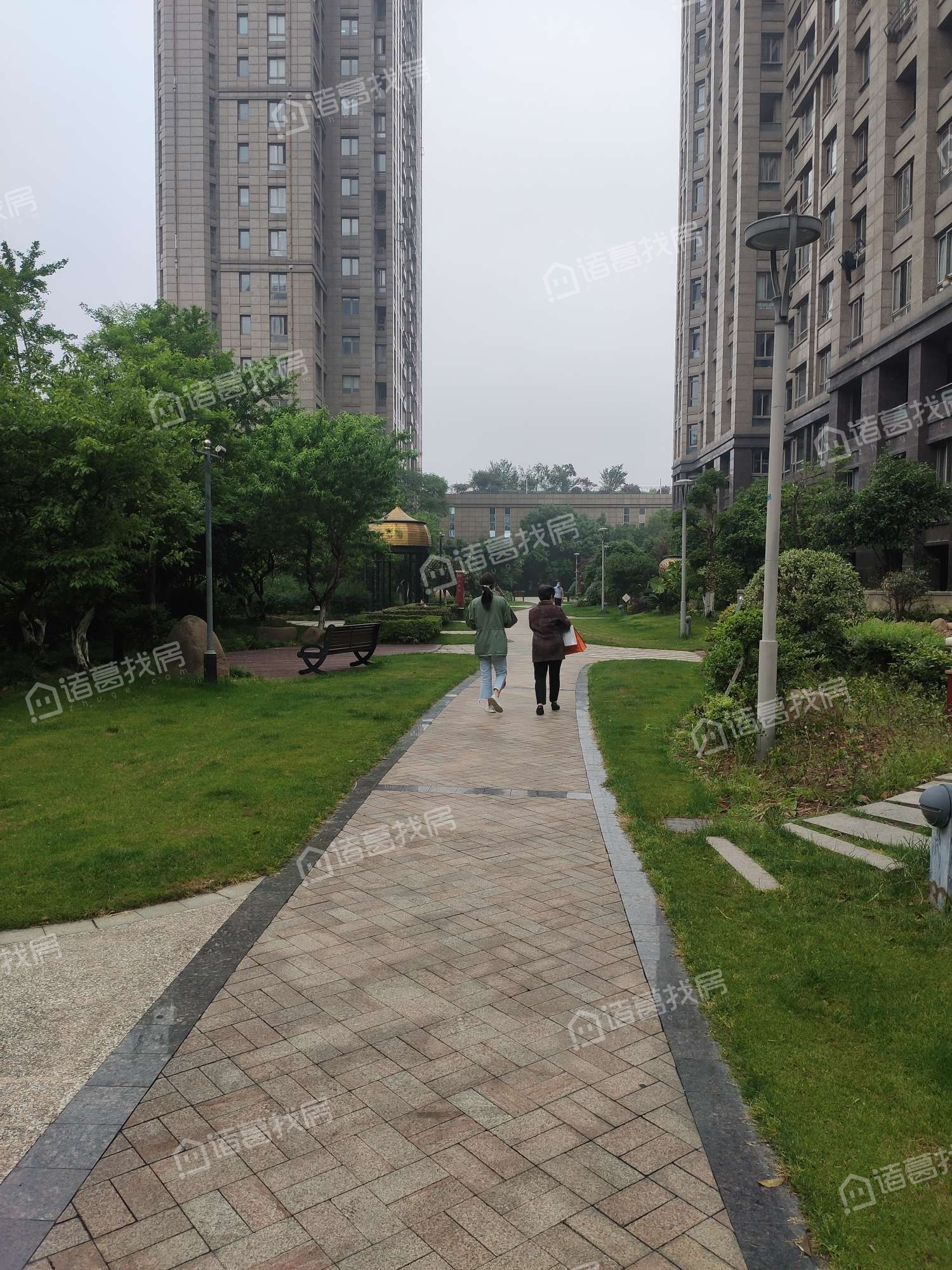 东外滩公寓