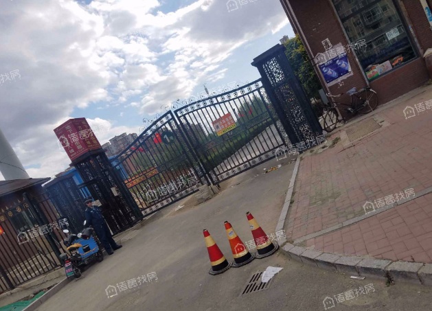 万龙第八城B区