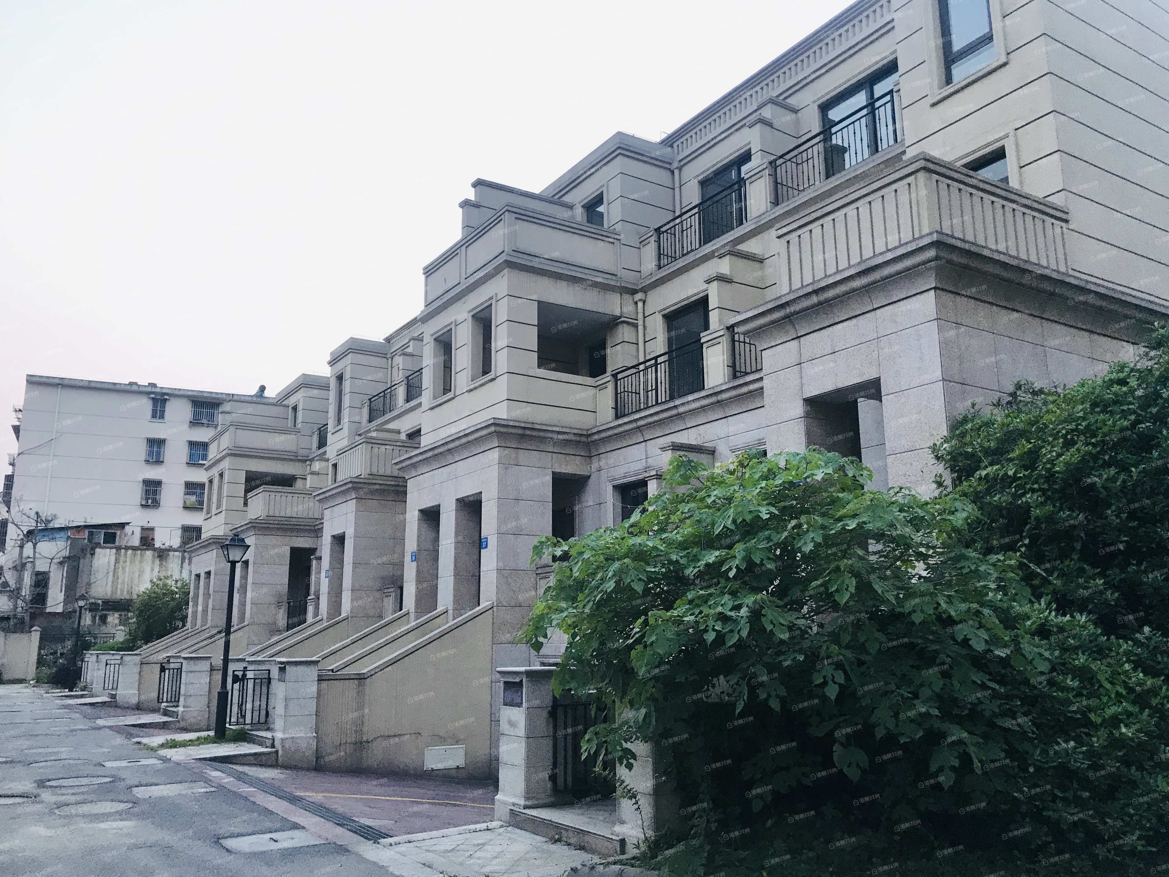 荣御华府（别墅）