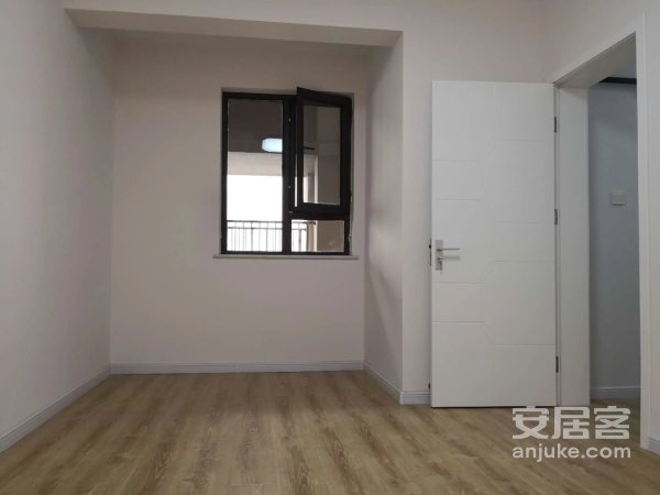 中海御山首府 2室2厅 1500元