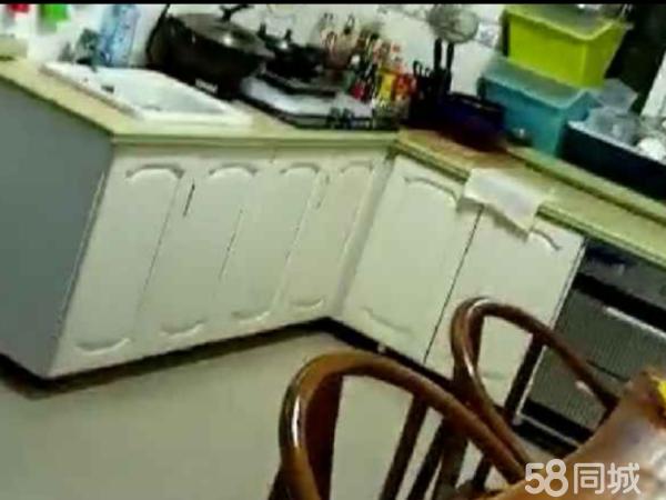 育才苑4楼3室，120平39万编号10294