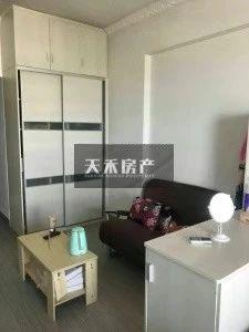 名都城精装一房一厅一卫 就读一小 实验中学 诚意出售
