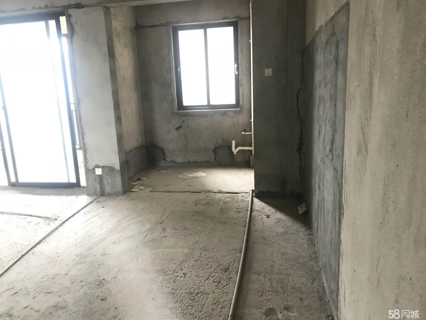 愉景湾 三房两厅两卫 前排看江 读三小