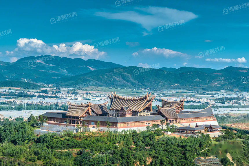 七彩云南古滇名城云岭的周边有什么大型商场?-昆明买房-昆明诸葛找房