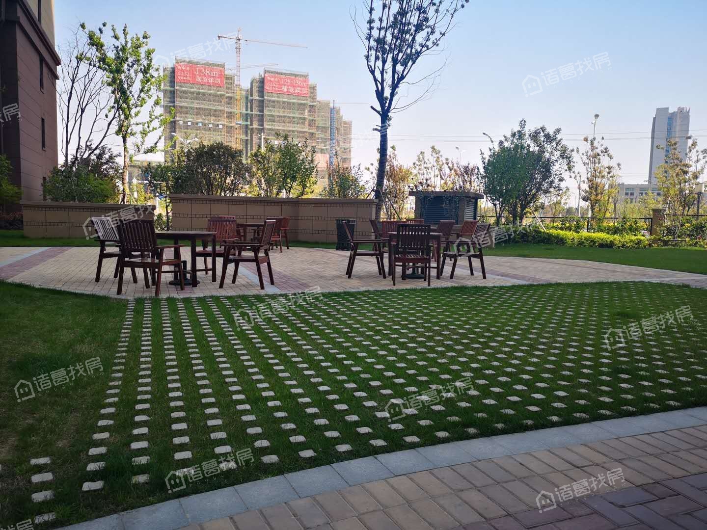 华地翡翠蓝湾2期有多少中介公司有挂牌的房源