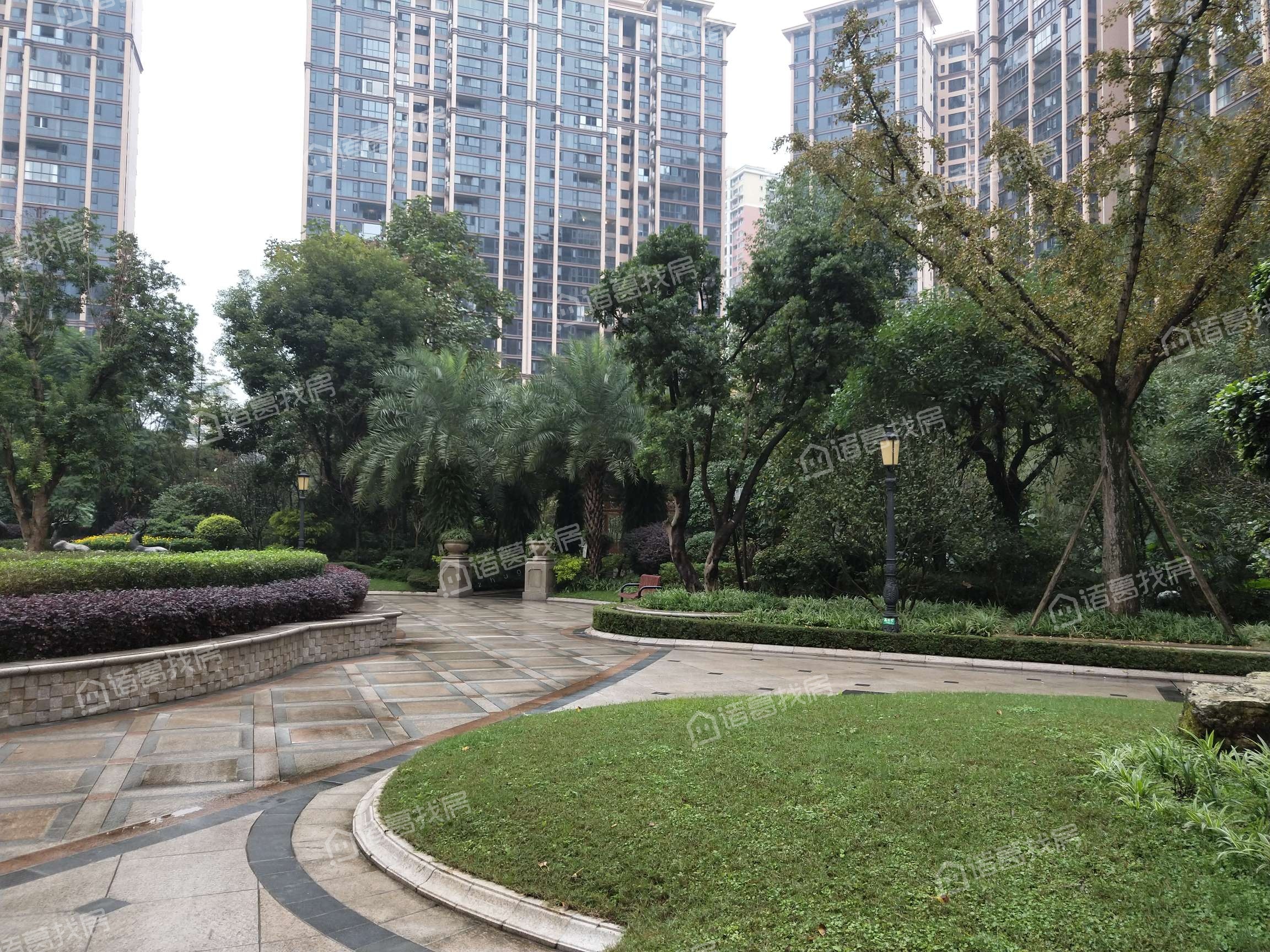 推荐五:峨眉河畔·河畔明珠,楼龄5年,单价8058元/㎡