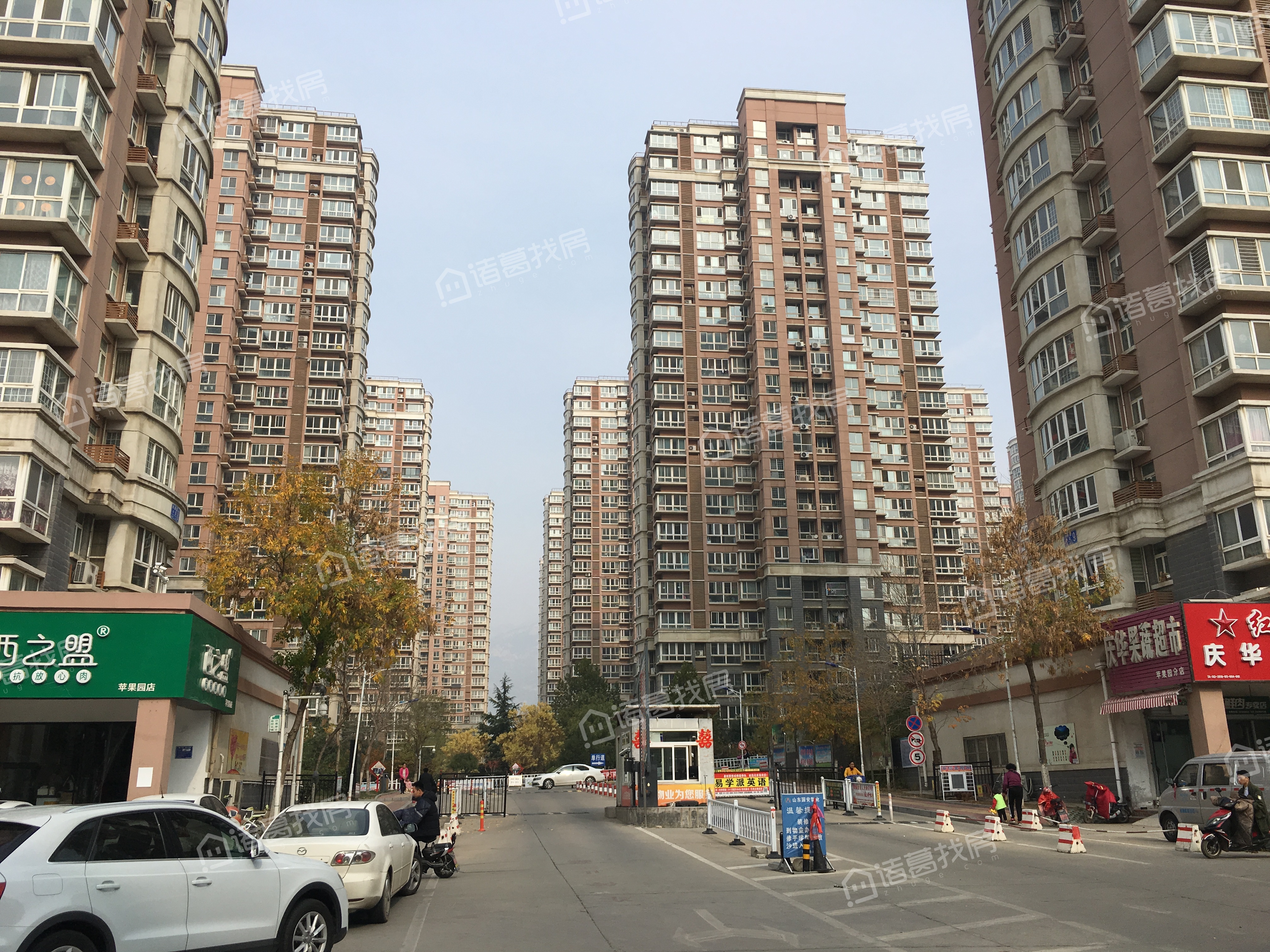 苹果园小区占地面积有多大