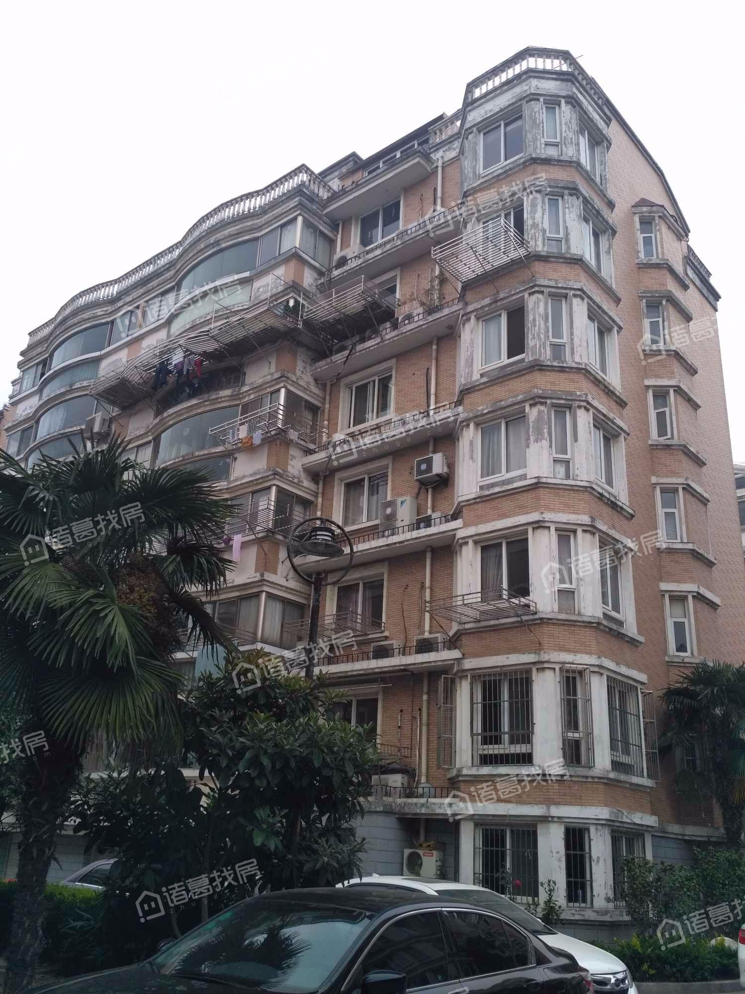 翡翠花园周边学校配套有嘛?是不是学区房?-南通买房-南通诸葛找房