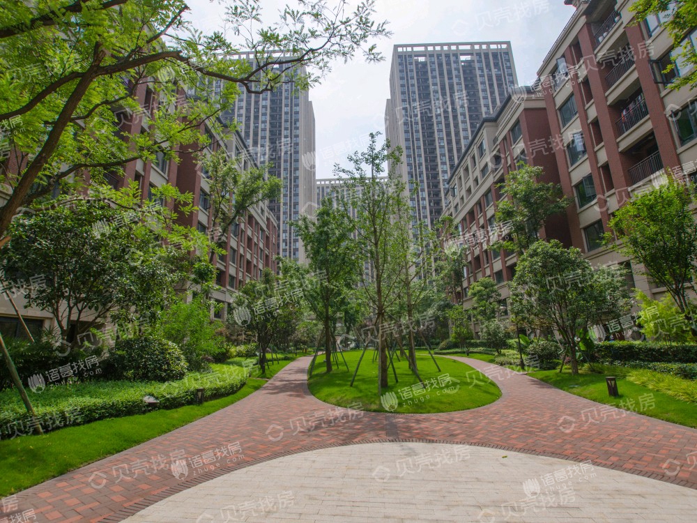 大学城龙湖u城九组团一房49万