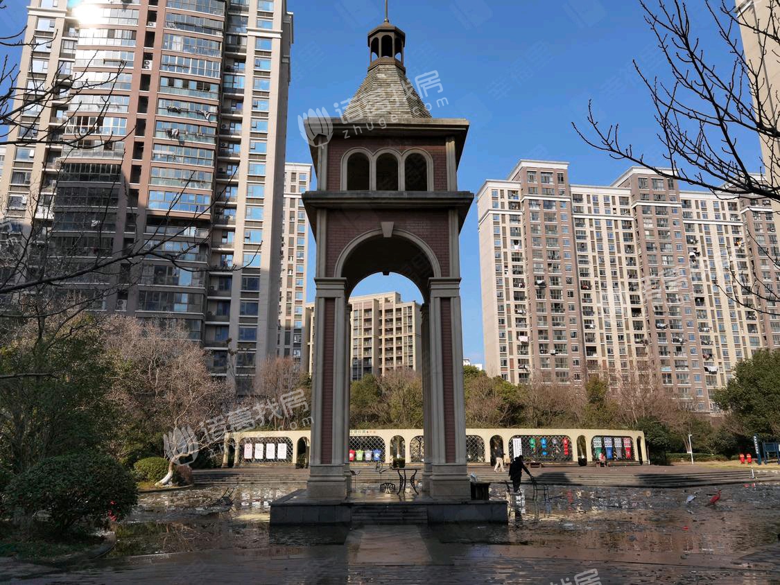 建屋海德公园 2室 1厅 93平米