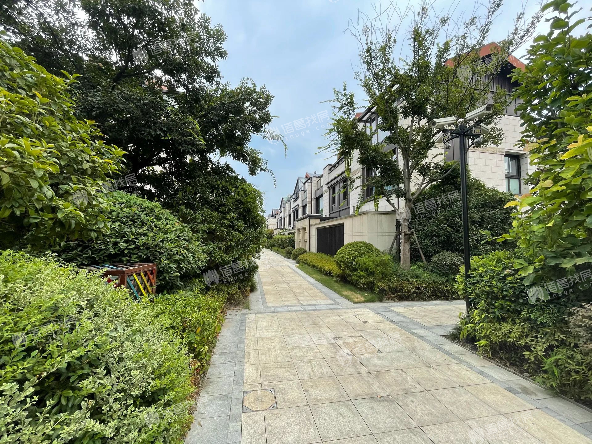新城上坤樾山明月
