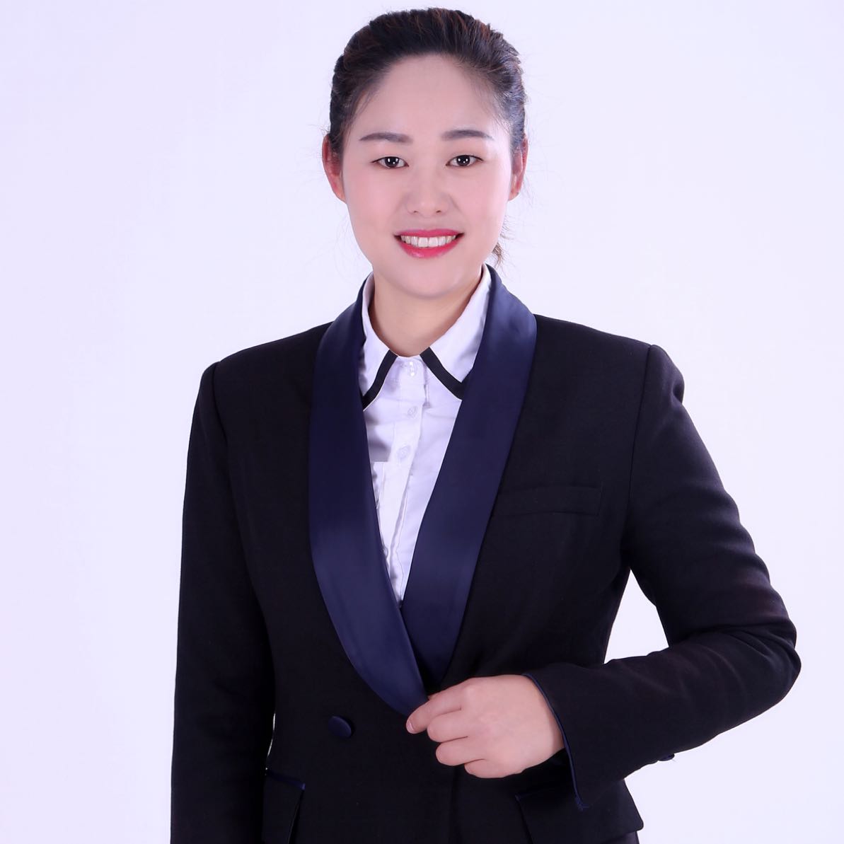 万众恒基升泰二手房中介