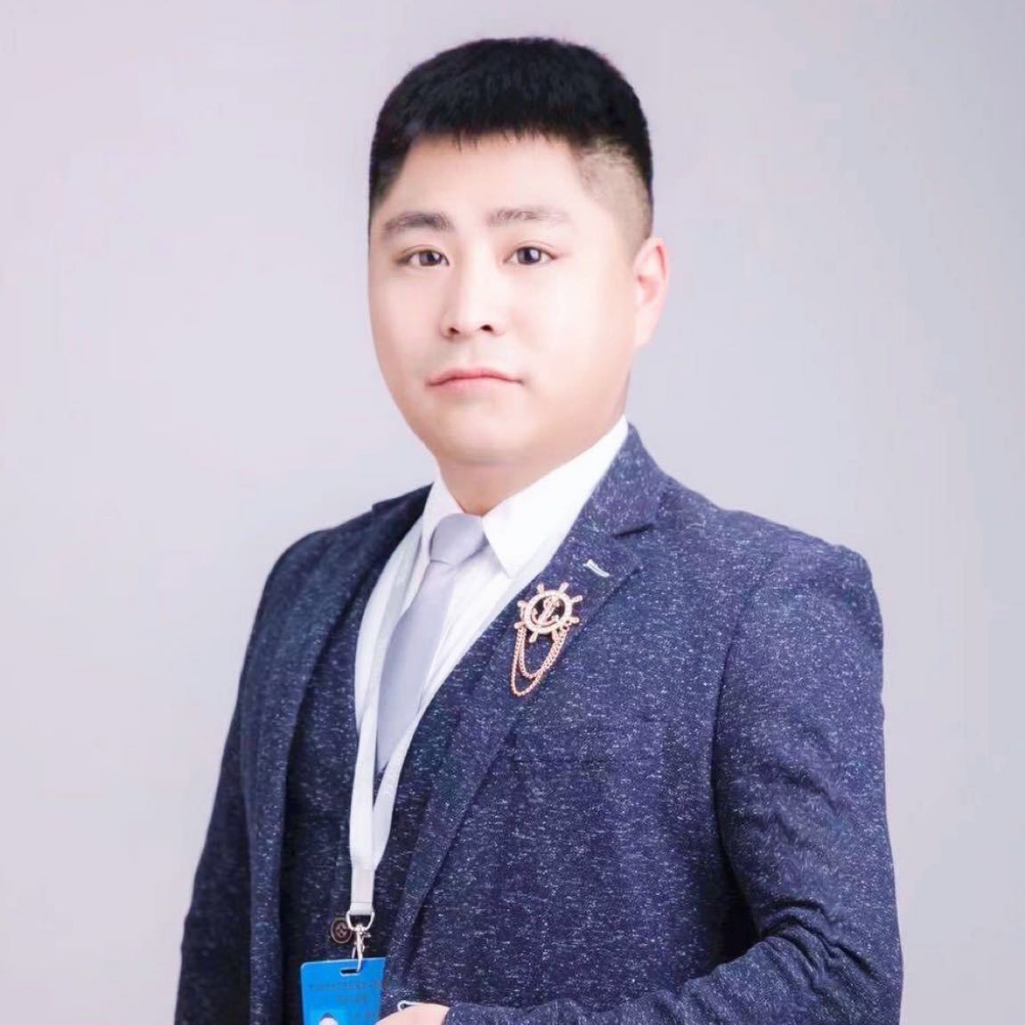 万众恒基升泰二手房中介