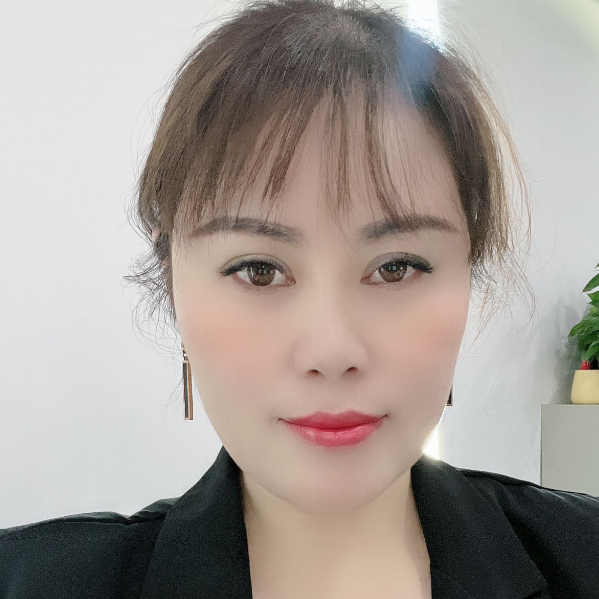 谦善商业二手房中介