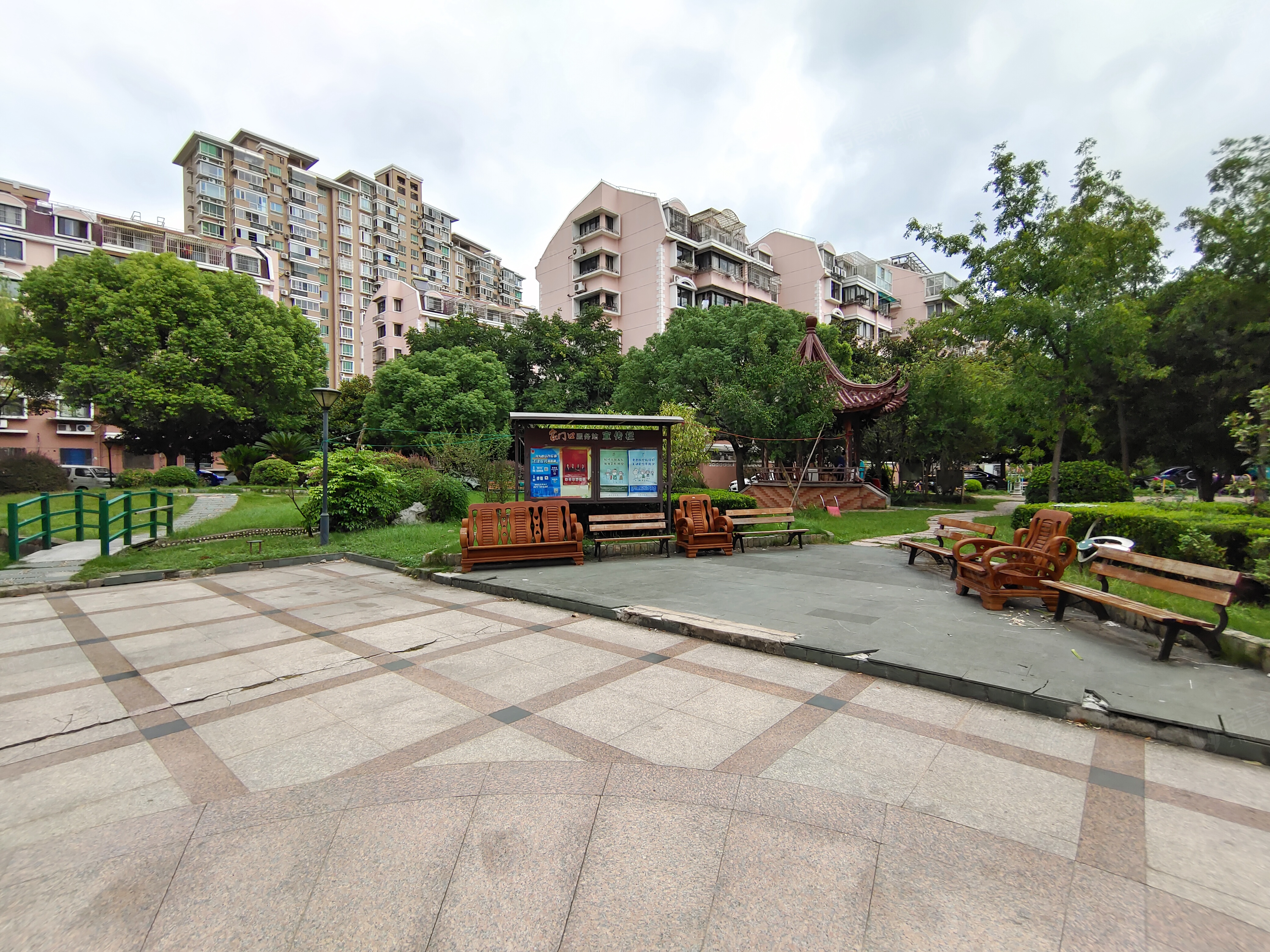 六街坊小区