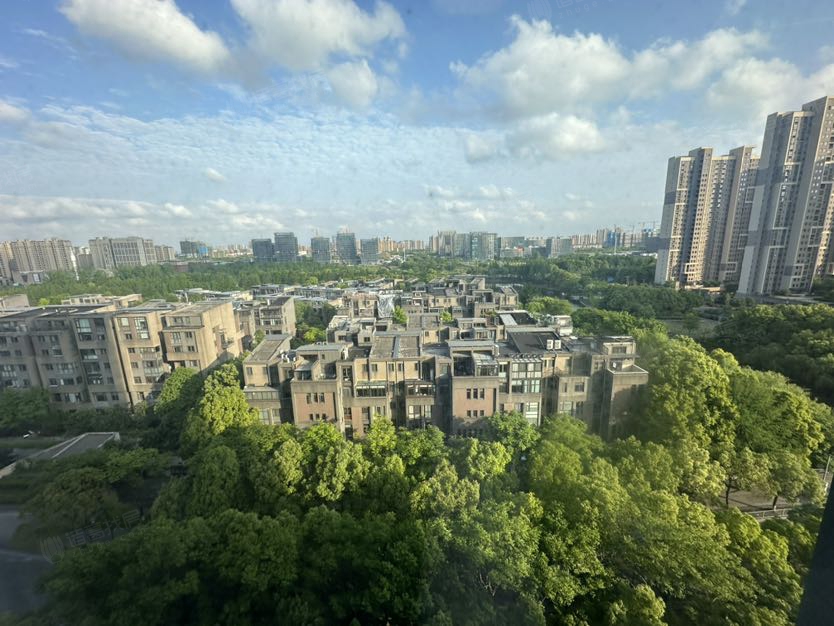 绿地卡米公社
