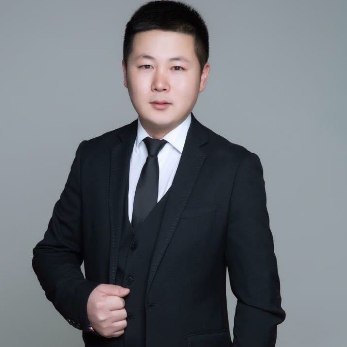 熙和房产二手房中介