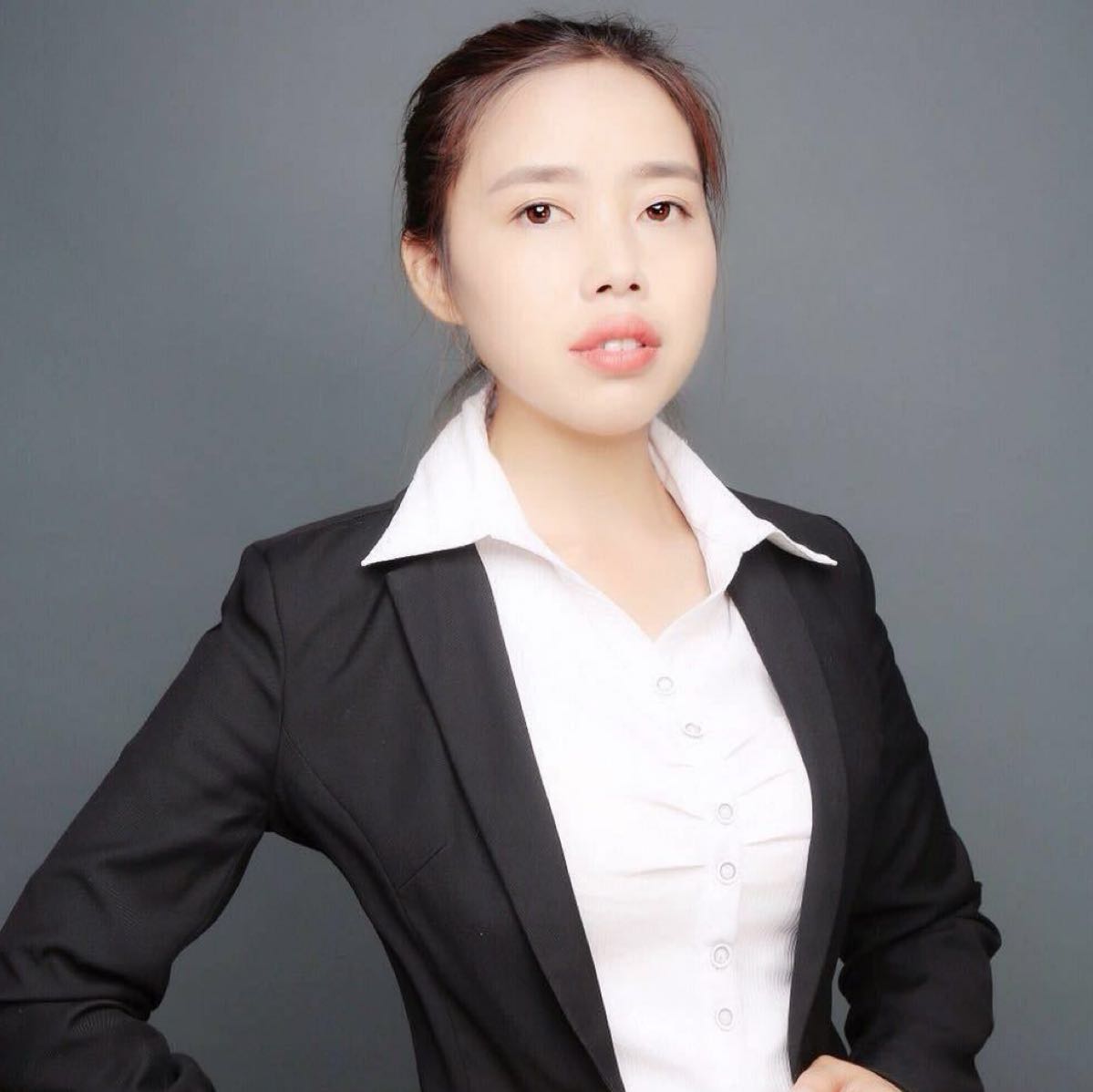 百廷房产二手房中介