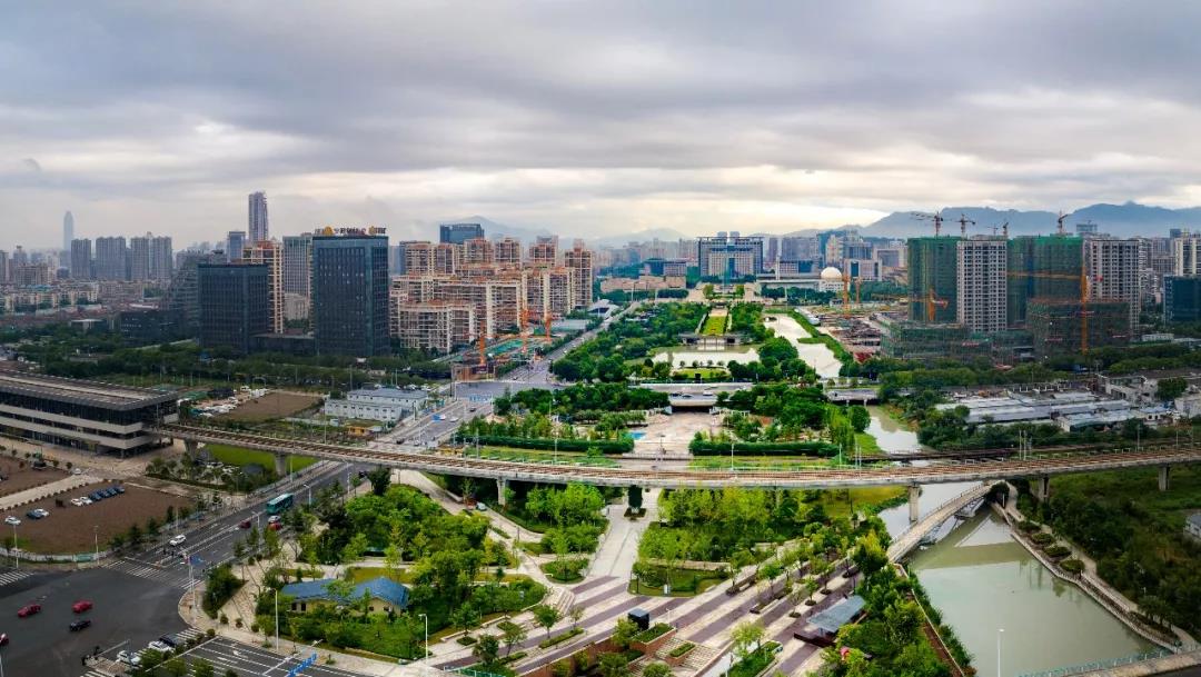 住绿轴千万㎡的生态为都市生活境开一方诗意