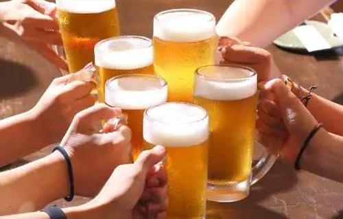 山湖海上城来山湖海上城吃烧烤喝扎啤呀我请你