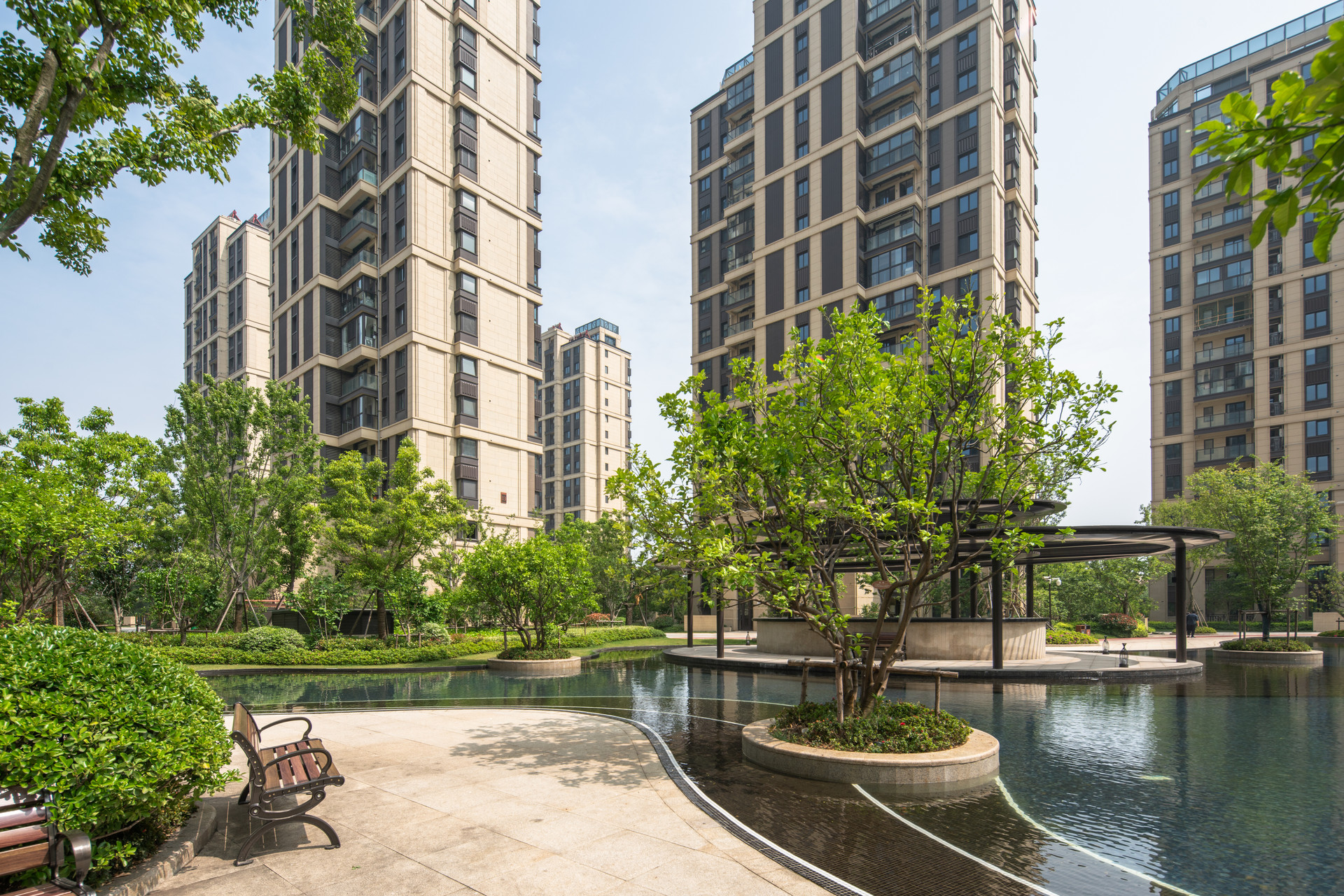 摄图网_501610750_banner_高端小区绿化景观环境(企业商用).jpg