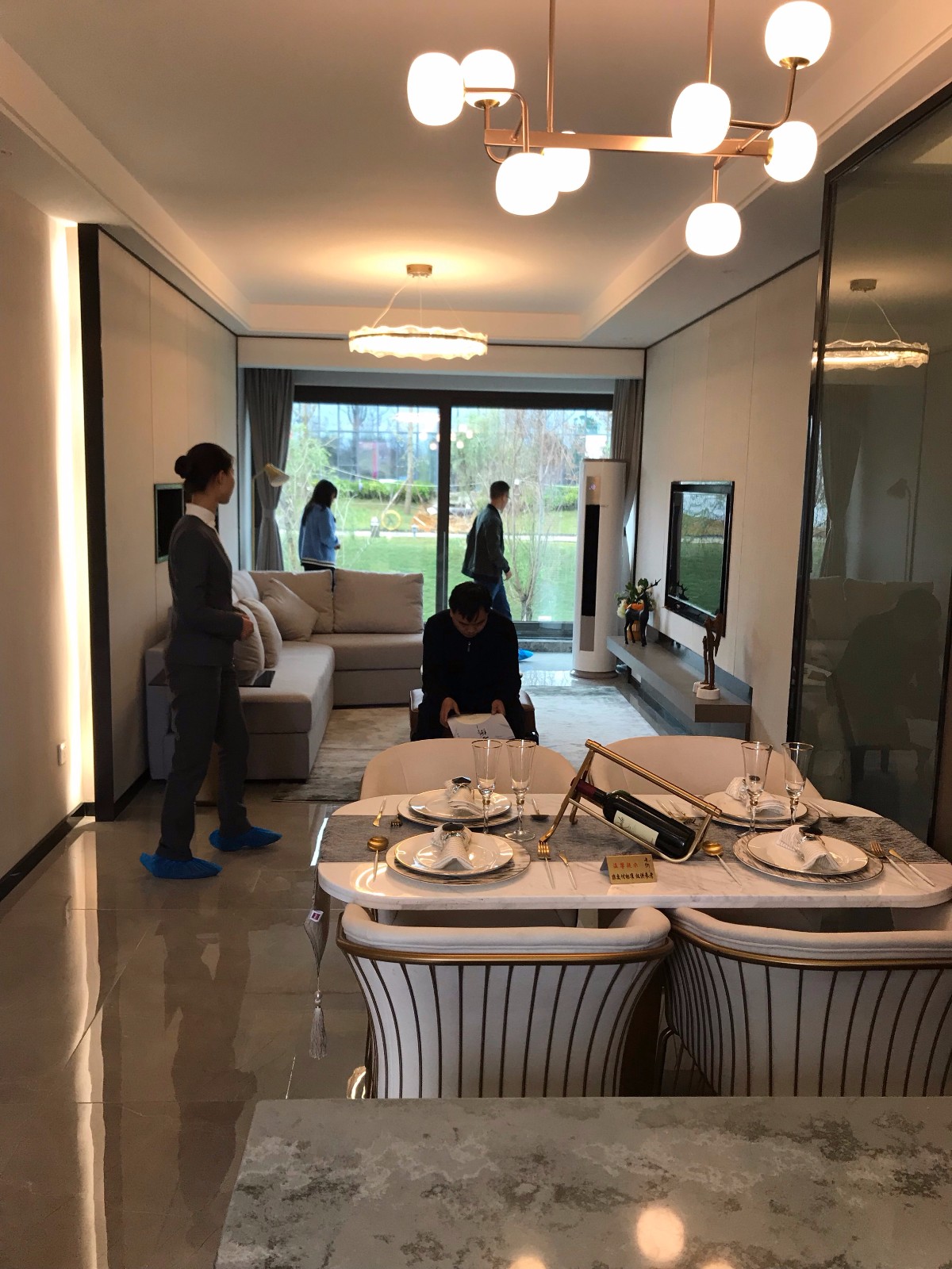 小诸葛看房:中天吾乡样板房开放 97平三房两厅壹卫样板房实拍