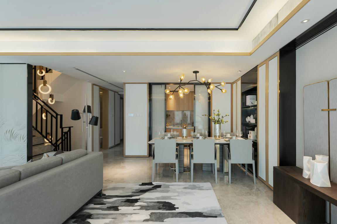 金辉中央云著宽境叠拼演绎41生活美学