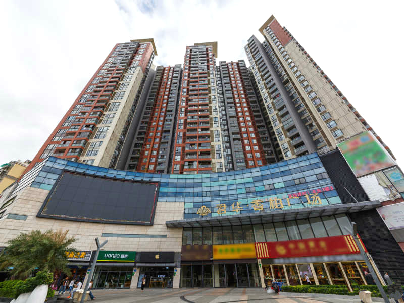 合租| 君华香柏广场,精装修,拎包入住,本周必出