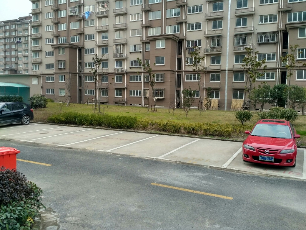 整租| 滨浦新苑九村,精装修,拎包入住,本周必出