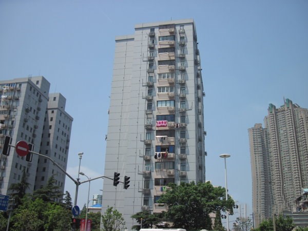 东港公寓图片