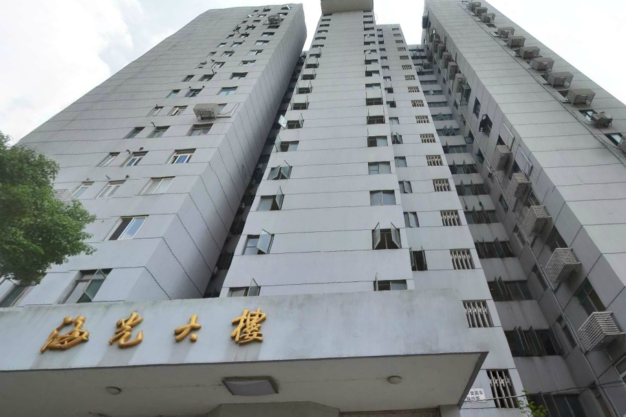 合租| 海光大楼,精装修,拎包入住,本周必出