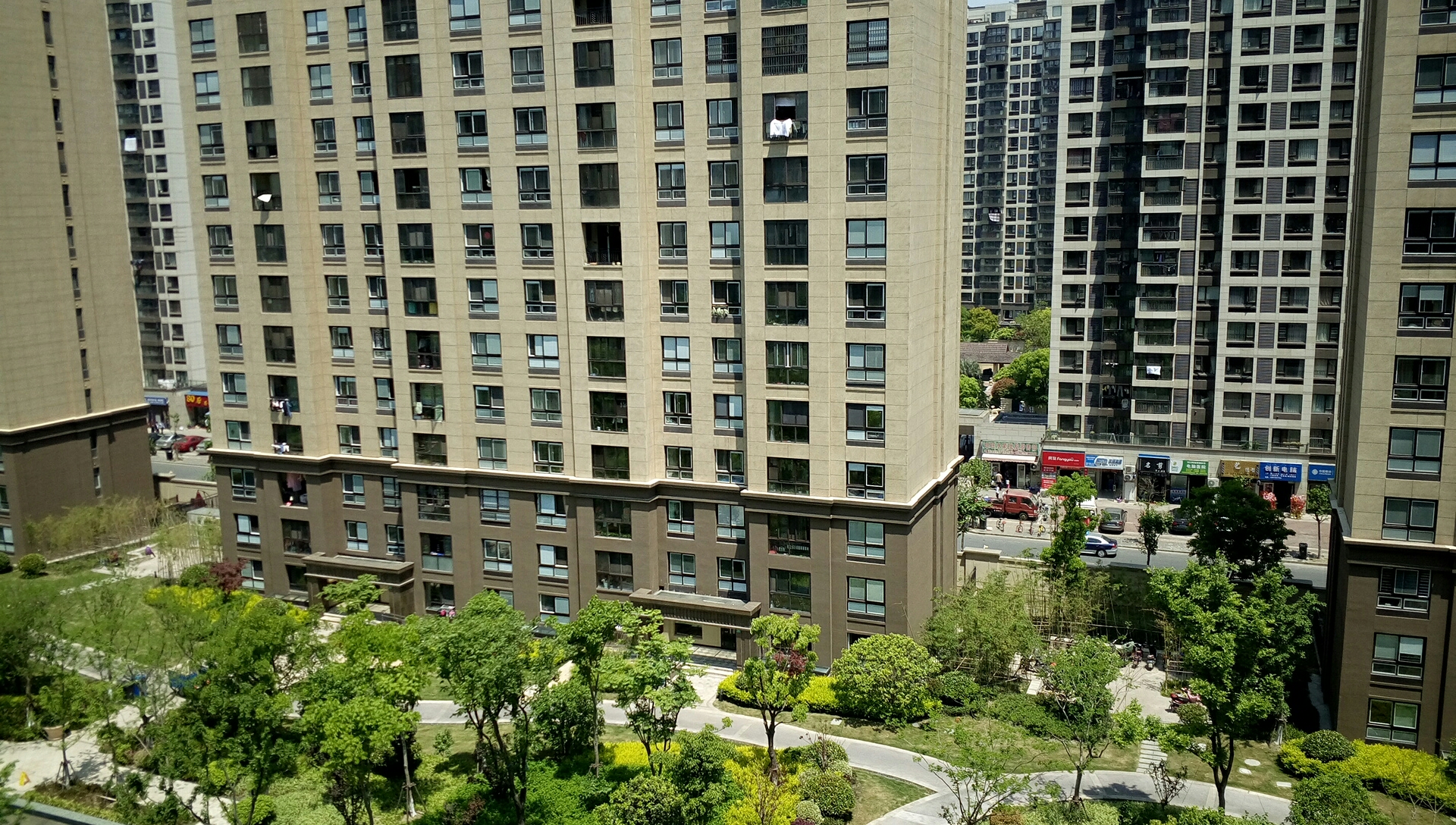 整租| 信达蓝爵,精装修,拎包入住,本周必出