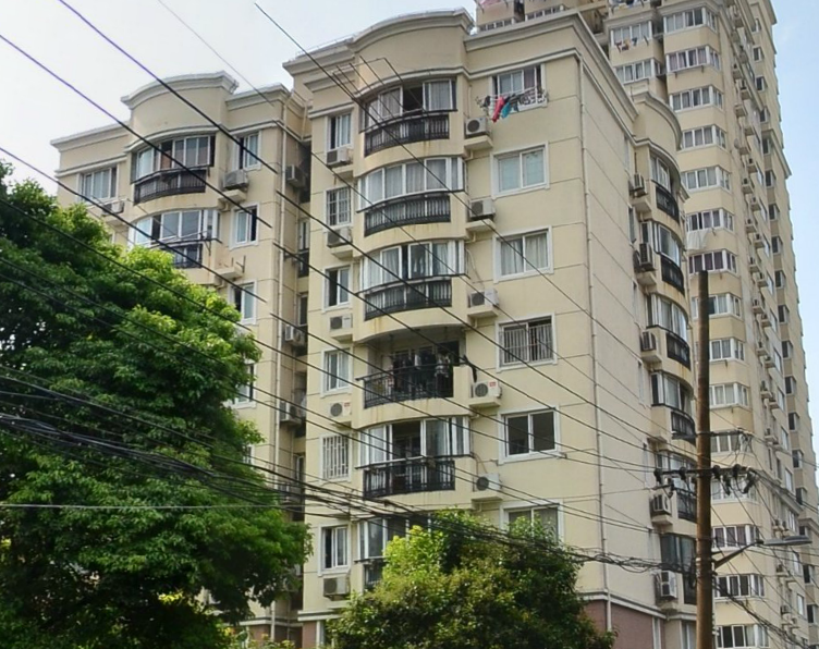 合租| 广盛公寓,精装修,拎包入住,本周必出