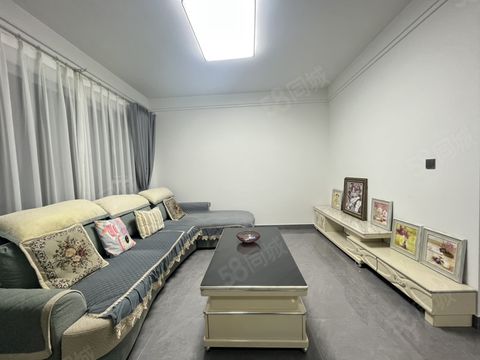 物业费便宜！新二小旁电梯精装大两室！家具家电齐全！拧包入住！