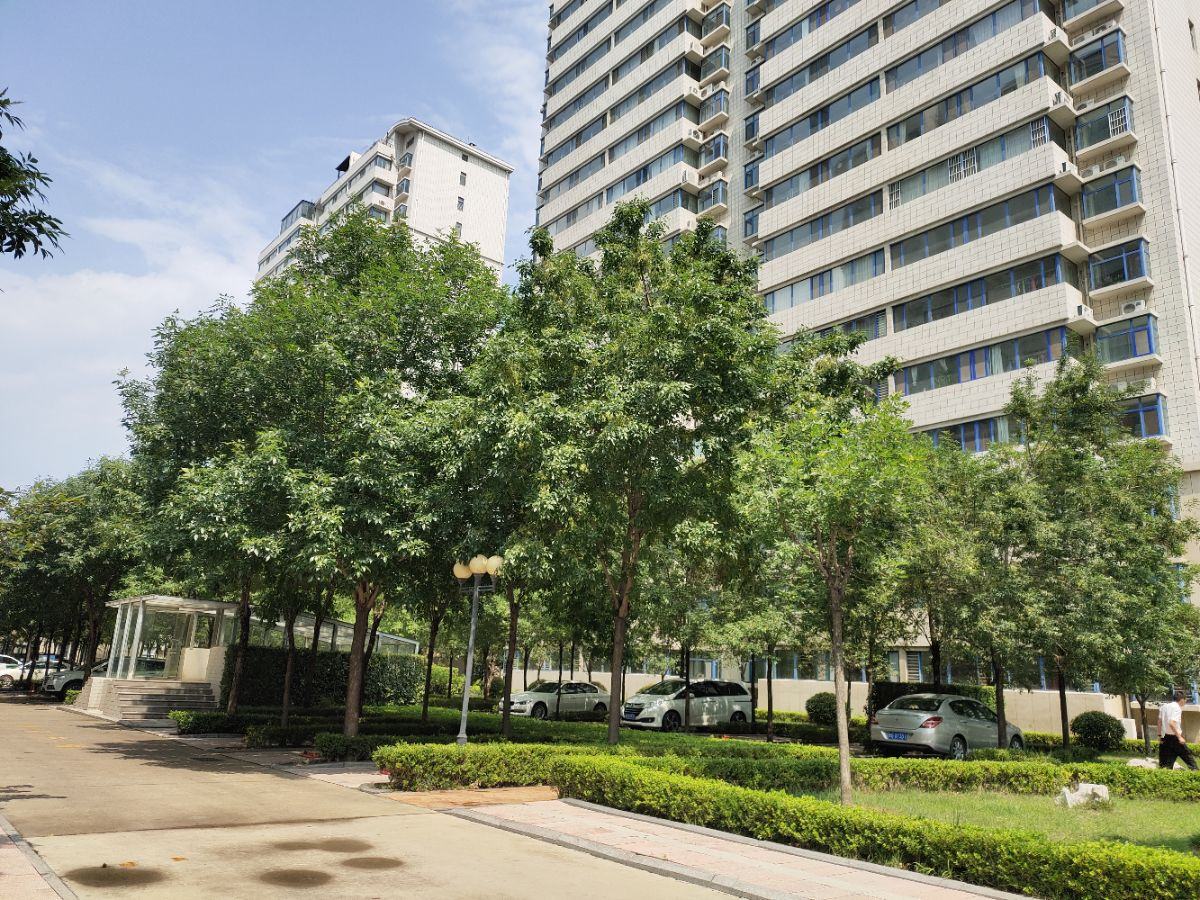 五洲花园 3室2厅 160.0万好房