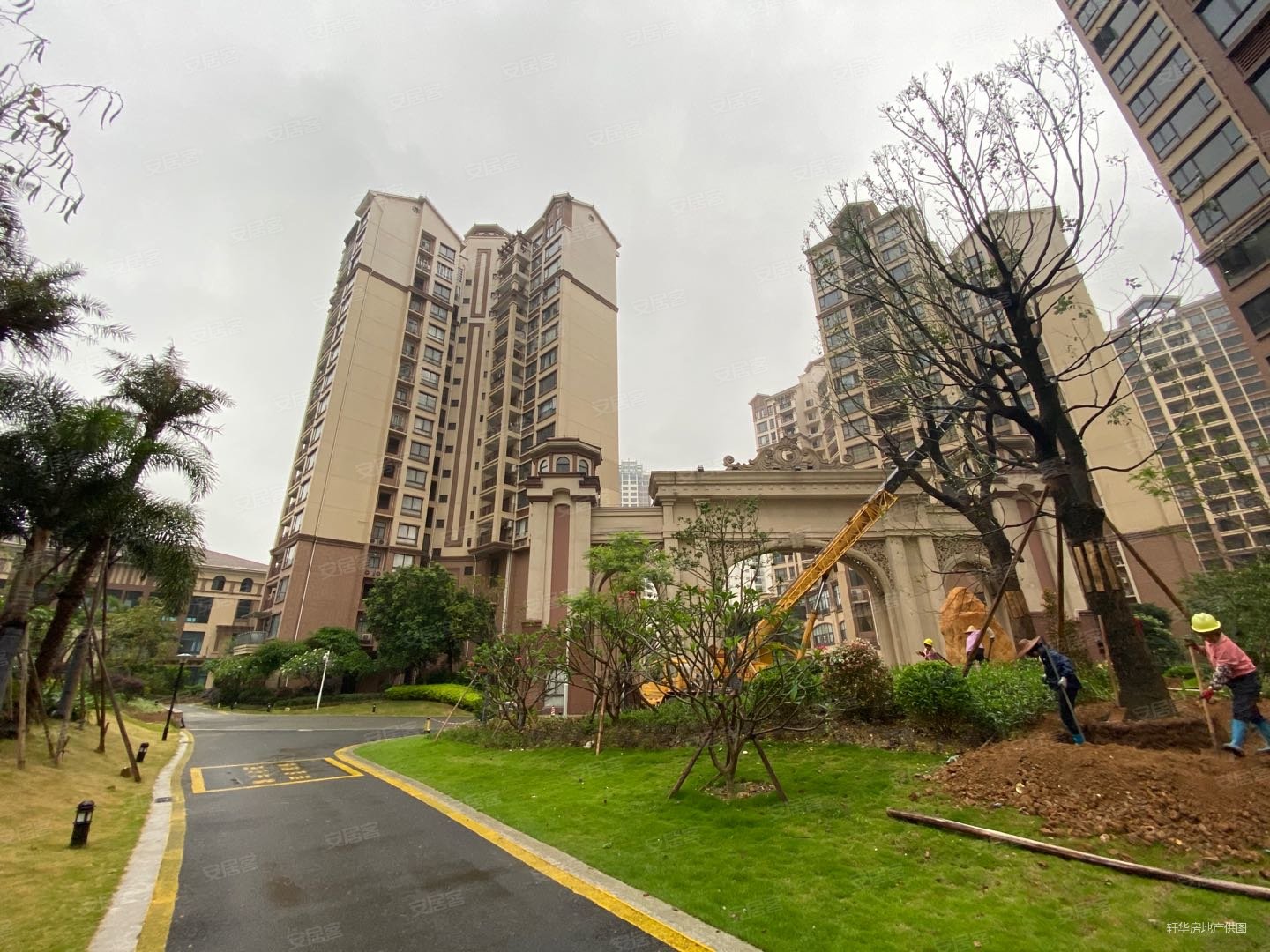 中源誉峰单价7字头买新东成熟大盘送入户花园中高层对花园