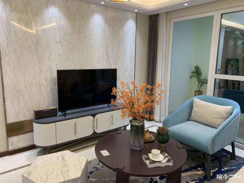 成交价 单价 面积 户型 成交时间 成交渠道 数据来源 65万 7291元/﹐