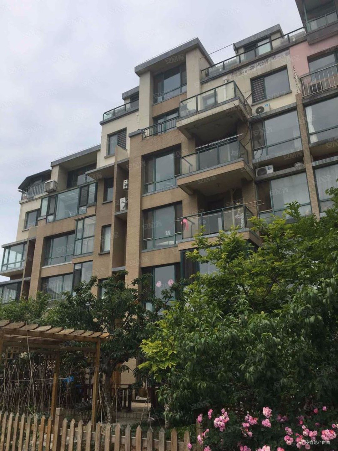 3千弘基书香园三期3室2卫看海房户型好环境好近地铁