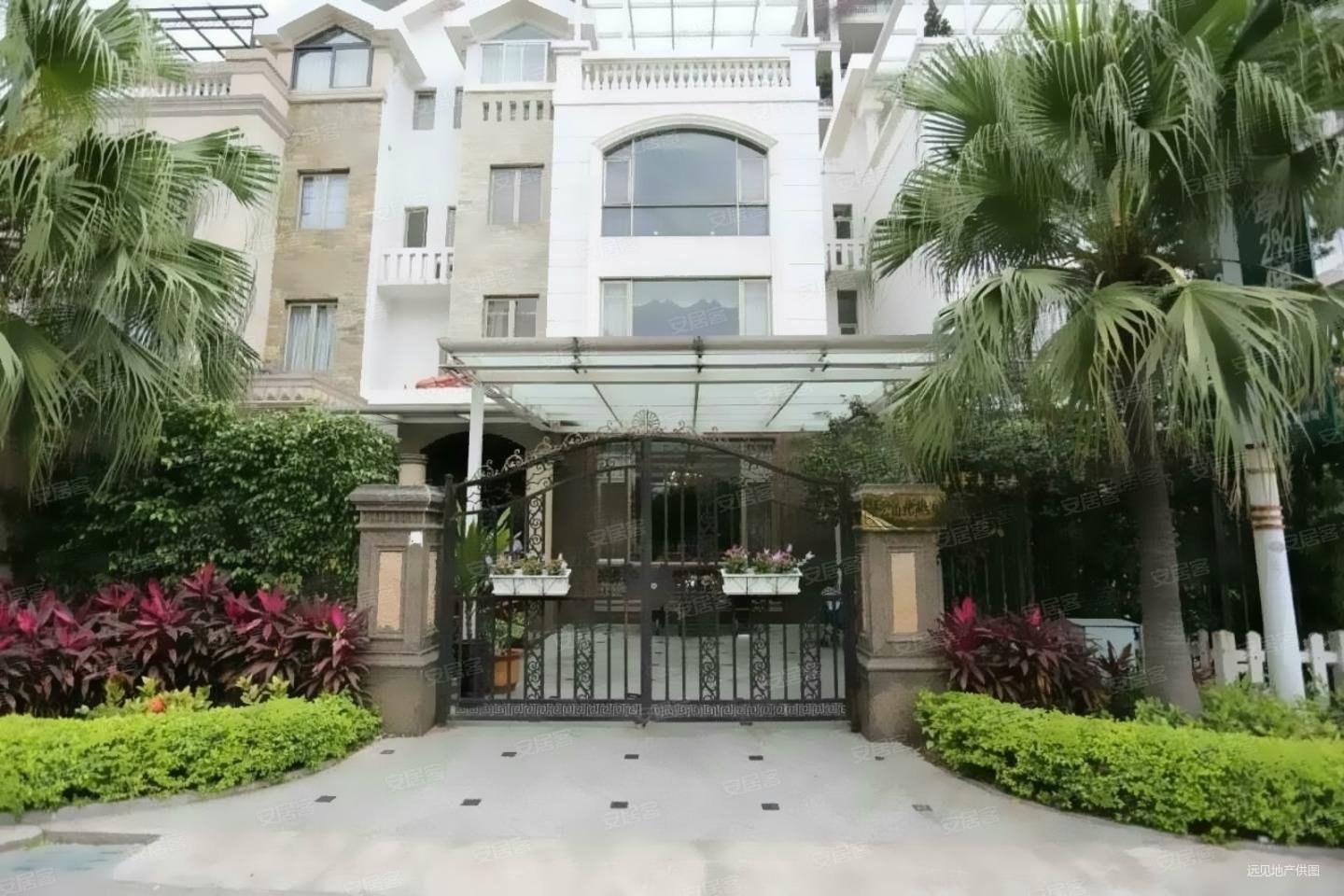 新上华南碧桂园翠云山四拼别墅房间多位置靓150方花园