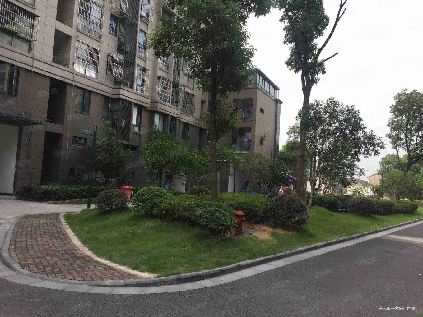 龙鼎花园 满五唯一 精装三房拎包入住 房东换房诚卖