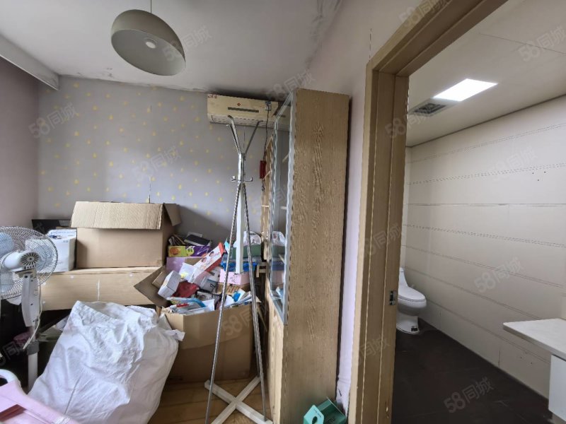急售大洋街道灵湖边湖畔尚城三室两厅两卫双阳台阳光无遮挡