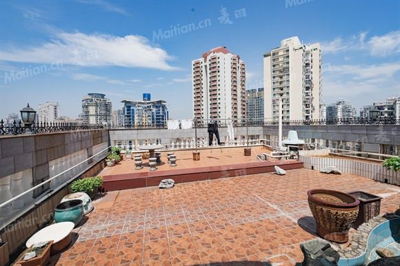 鹭江新城二期 7室3厅 1850万