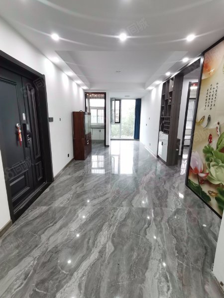 ！香樟苑九龙城 一梯一户精装双卫格局三阳台 随时看房