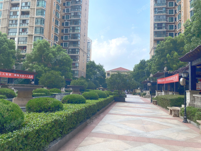 南益巴黎豪庭 3室2厅 南北