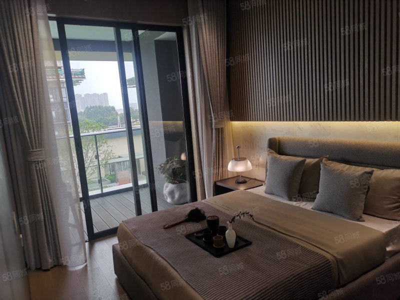 汉京东海九榕府 190平方 独立入户 南北通透 免收任何费用